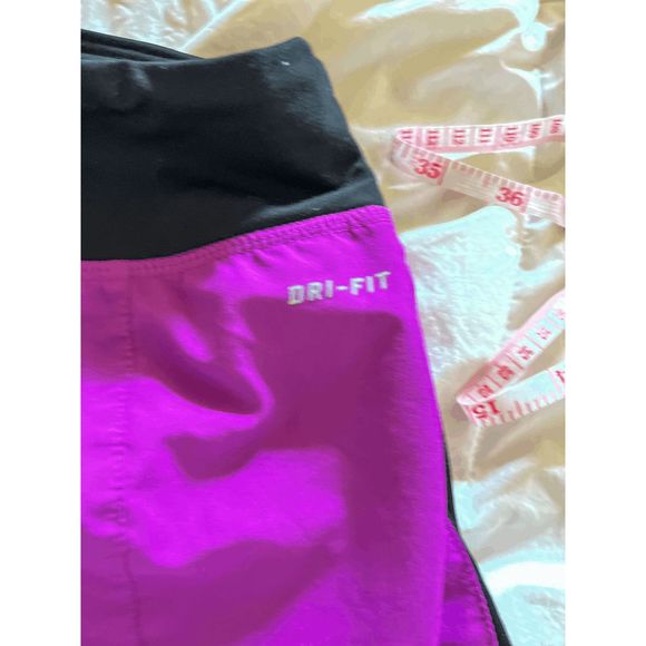 Nike Track Running Athletic Shorts Quick Dry Material Purple Women’s Medium - Picture 8 of 12